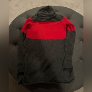 Athleta 100% Cashmere sweater